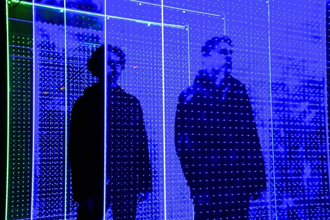 Première : Olowex, le nouveau duo cinematic-electro qui habille les B.O. de films