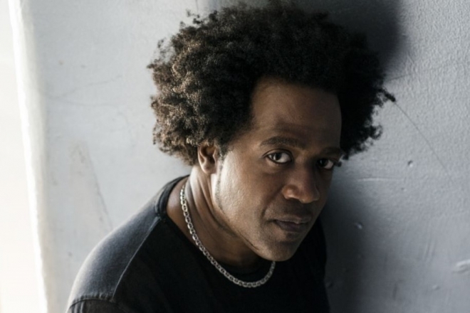 DJ Pierre célèbre les 30 ans du titre Acid Trax avec un Essential Mix