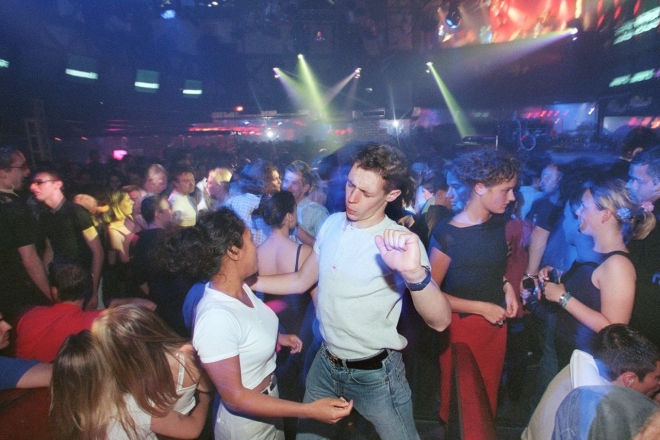 Un nouveau documentaire explore la portée politique du mouvement acid house