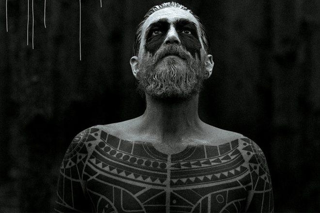 Le premier album de Rødhåd va vous embarquer «dans un monde prêt à vous briser»