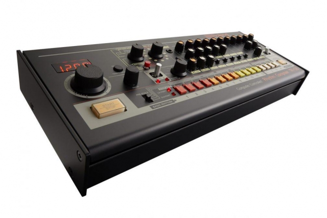Roland dévoile une version ultra compacte de la TR-808